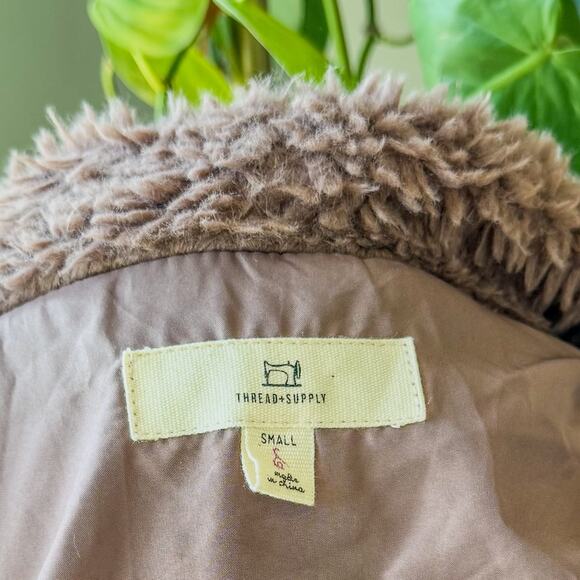 Thread & Supply Dusty Rose Sherpa Lined Snap Front Collared Vest, Women's Small - Picture 5 of 10